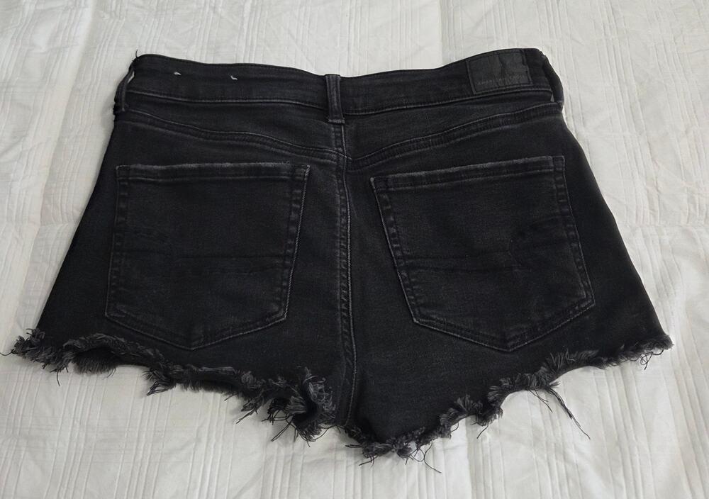 American Eagle Black Distressed Jean Shorts Woman's 6